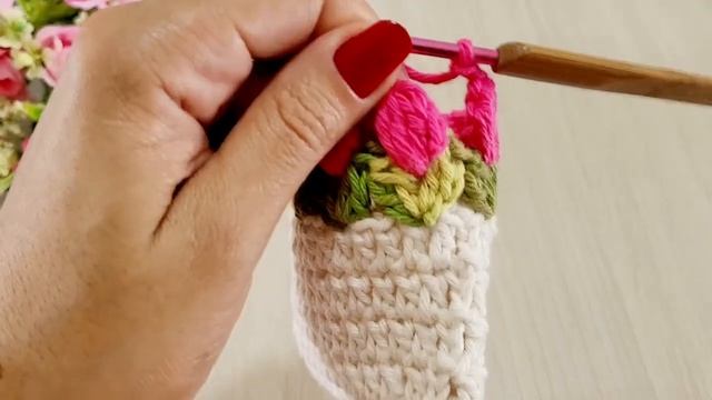BOLSA PORTA CELULAR EM CROCHE COM FLORES DE TULIPAS EM CROCHE смотреть онлайн
