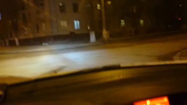 Светодиодная автолампа 5HL, сравнение с галогеном 3800 К смотреть онлайн
