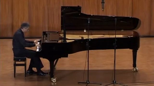 Scriabin-Etude C sharp minor Op. 2 No. 1, F sharp minor Op. 8 No. 2 & D sharp minor No. 12 | N Radi смотреть онлайн