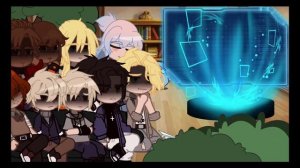 Реакция лисов на своих детей // автор в описании //