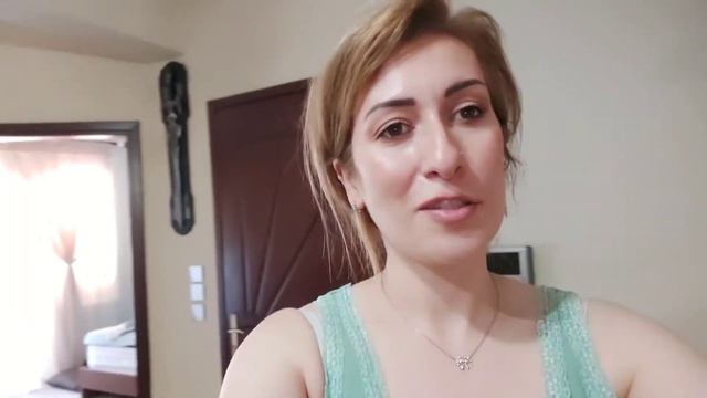 Идём в магазин /делаем покупки/ кроссовки /продукты/ духи!!!!! смотреть онлайн