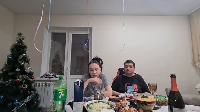 Празднования дня рождения дома с Любимой Катенькой Катюшей! Застолье гулянка! Исполняется 29 лет! смотреть онлайн