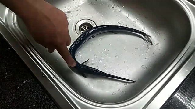 Здесь рыба точно есть. смотреть онлайн