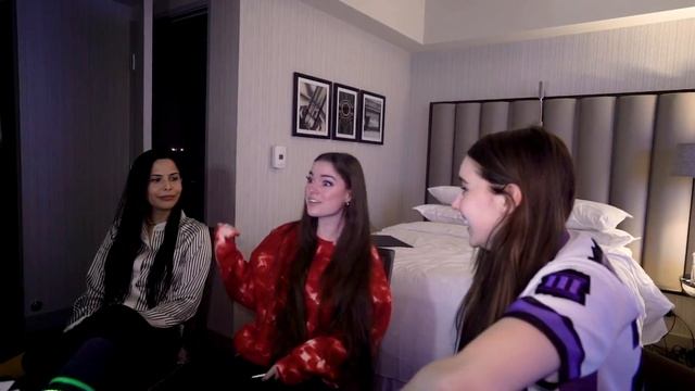 GIRLS REACT TO CRINGE FORTNITE TIK TOKS смотреть онлайн