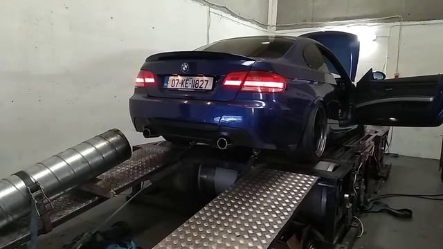 BMW E92 2.0D N47 Straight Pipe + Remap 218bhp