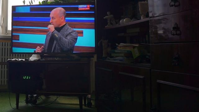 Новый телевизор 8 000 000 точек видео ценой 16975 рублей сделан в России куплено в Ситилинк смотреть онлайн