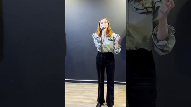 Песня Оттепель в исполнении Ульяны Перетолчиной смотреть онлайн