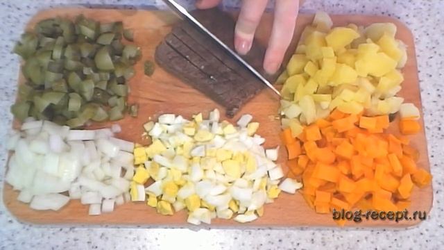 Салат "Столичный" с говядиной: классика советской кулинарии смотреть онлайн