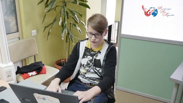 Отзыв ученика Школы(колледжа) Анны Муратовой по направлению: Программирование С++ смотреть онлайн