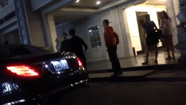 Benz S500 Maybach in Kaohsiung смотреть онлайн