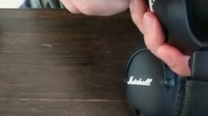 Marshall Monitor II A.N.C. Headphones - How to detach ear cushions (you can hear the struggle)