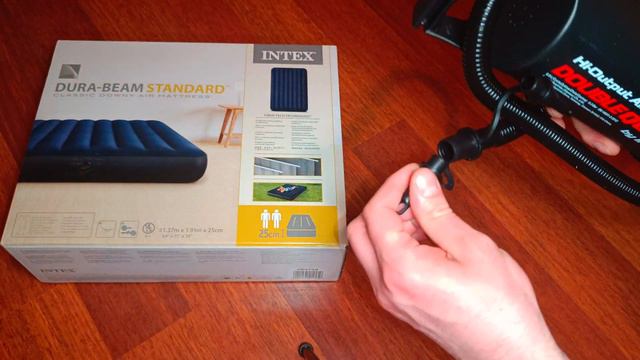 Intex Air Bed & Intex Hi-Output Hand Pump - Dura-Beam Standard 191 X 137 X 25 Cm