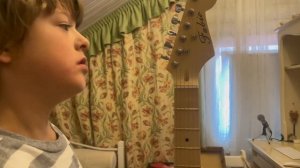 Обзор на гитару Fabio st 200