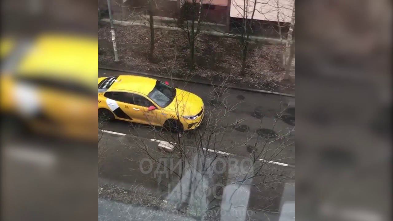 «Дорога как после бомбежки» в Кубинке-8 смотреть онлайн