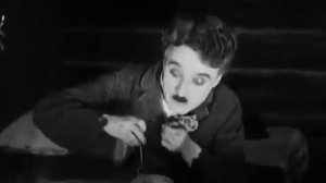 Танец с булочками Чарли Чаплин)