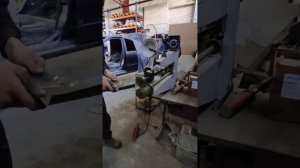 Изготовление кармана багажника на Peugeot 306 универсал. на самодельной зиговке