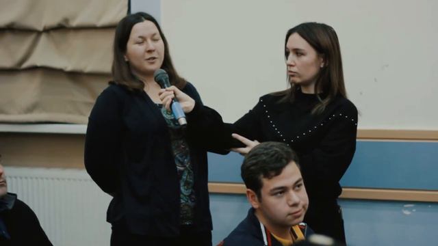 Опалиха Правда Говорят жители Риск из за псевдопротестов не получить новую школу в Опалихе смотреть онлайн