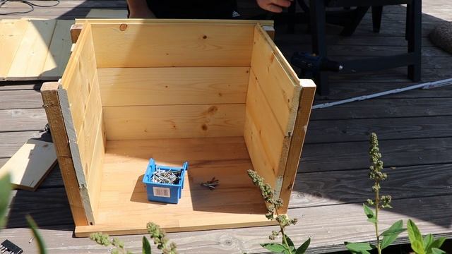 Wurmkomposter schnell und einfach selber bauen & besten Kompost erzeugen! смотреть онлайн