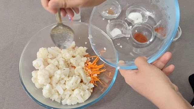 Гүлді қырыққабаттан жасалған кәрісше салат. смотреть онлайн