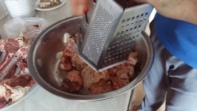 Шашлычек дома(Каре ягненка,Курица,Крылья,Три разных маринада) смотреть онлайн