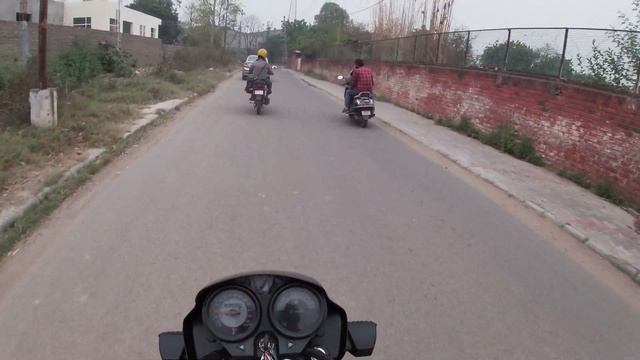 How people react when they see camera on Helmet смотреть онлайн