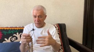 Как повторять Маха-мантру на четках? - Александр Хакимов.