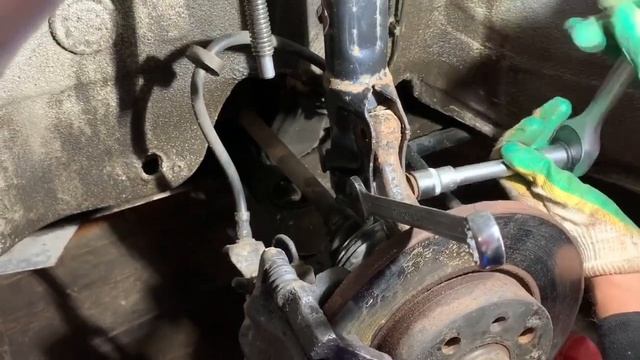 Замена опорных подшипников Passat b3/ Пассат б3 смотреть онлайн