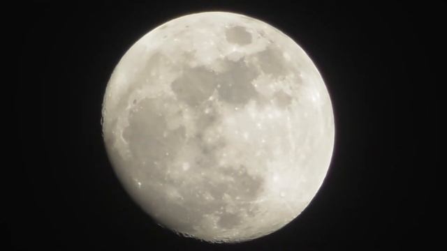 Capturing the moon with Panasonic HC-V385 смотреть онлайн