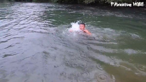 Primitive life - Find Snakes Catch Fish And Catch Snakes Eat Fish - LIVING OFF GIRD