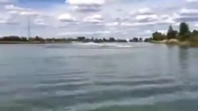 Самая быстрая моторка смотреть онлайн