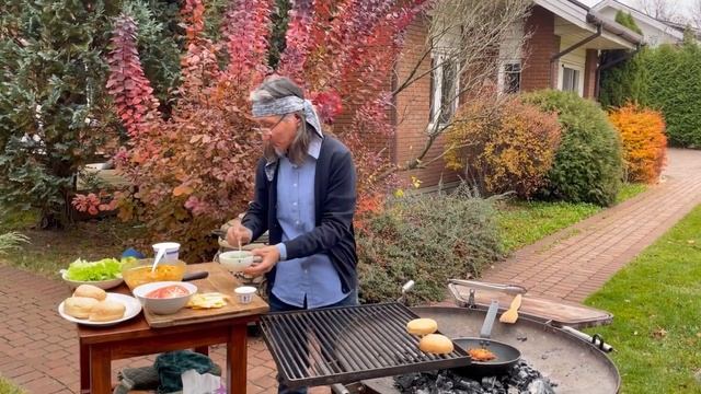 В гостях у Цого. Бургер из тыквенными котлетками!