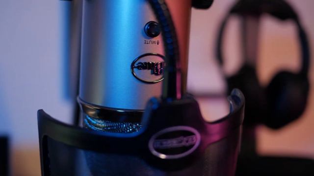 Blue Yeti Review | The Best Overall USB Microphone смотреть онлайн