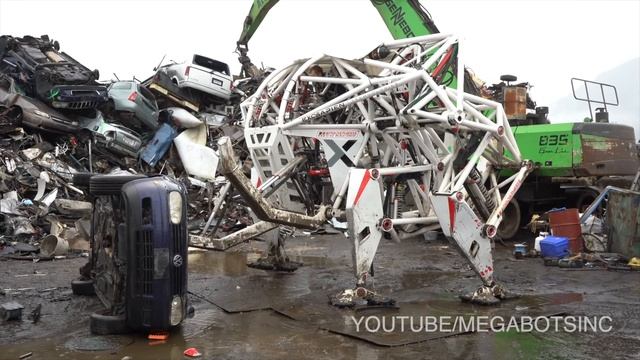 First time piloting a 4-ton mech suit смотреть онлайн