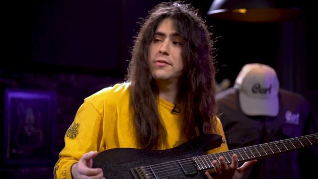 The Sessions: Cort KX500 Etched (feat. Hedras Ramos) смотреть онлайн