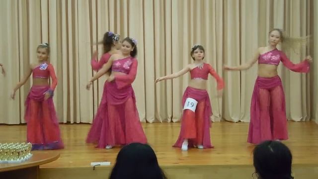 Восточный танец "Барабаны" смотреть онлайн