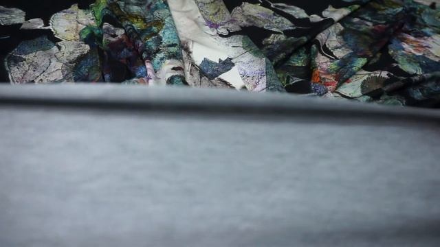 Трикотаж кулирка купон листья на черном фоне FM12081 смотреть онлайн