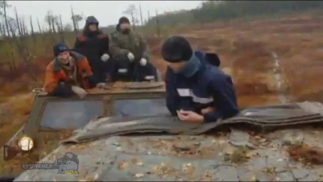 Вездеходы . По тайге на гусеничном вездеходе , по другому никак ! смотреть онлайн