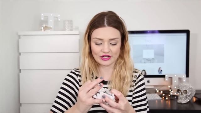 LUSH 'UNBOXING' HAUL | tinytwisst смотреть онлайн