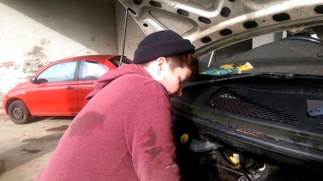 How to change the alternator in a Ford Transit van (without a man). смотреть онлайн