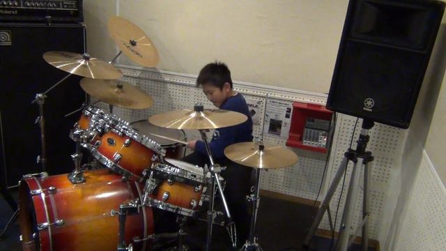 UVERworld「GOLD」Drum cover Elementary school drummer смотреть онлайн