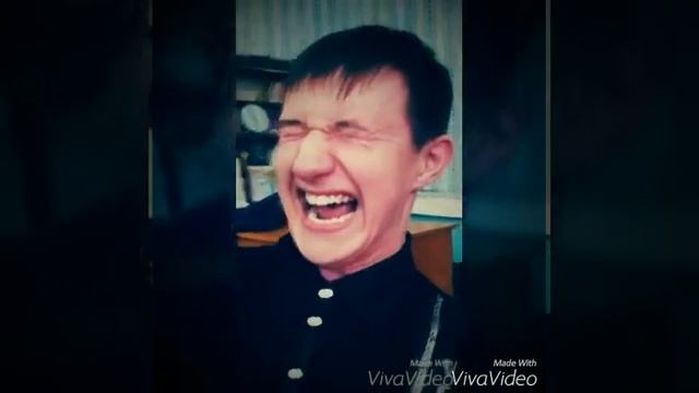 Когда сдерживаешься смотреть онлайн
