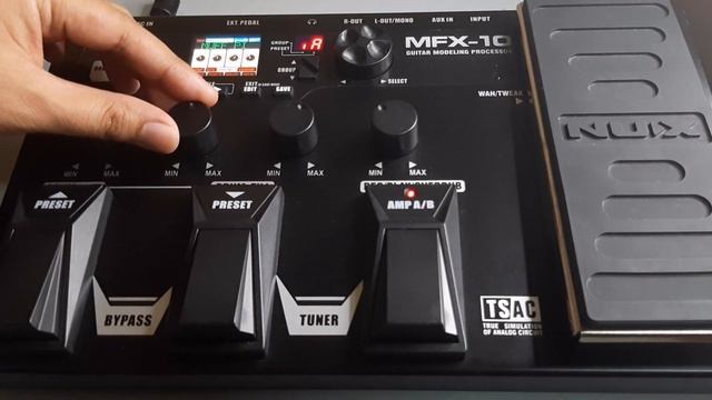 NUX MFX10 Vs MOOER GE100 - MULTIFX WARS