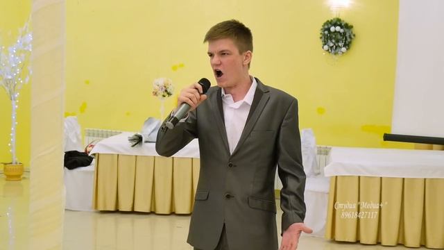 Гость спел на свадьбе в Элисте. Ведущий был в шоке!!! смотреть онлайн