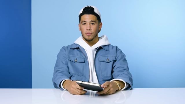 10 Things Devin Booker Can't Live Without | GQ Sports смотреть онлайн