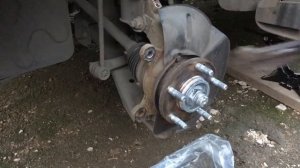 Замена передних тормозных дисков IX35 2WD ЧАСТЬ1.