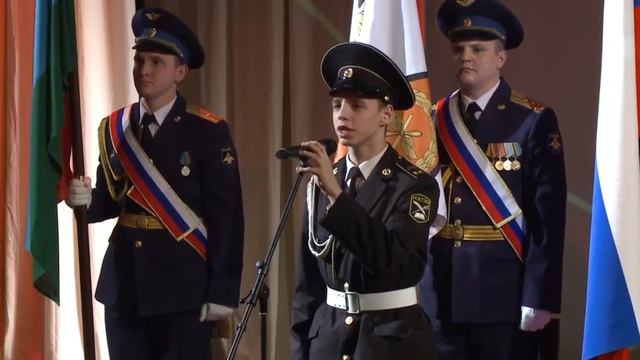 Андрей Хемеляйнен читает стих о Родине смотреть онлайн