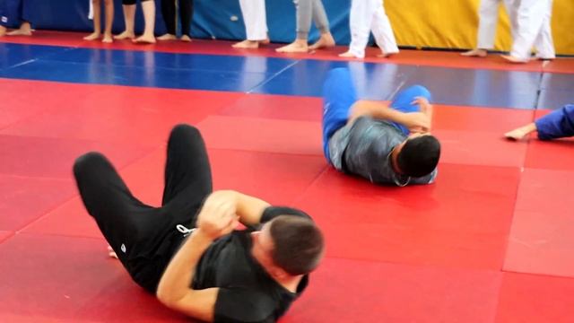 Мастер-класс по рукопашному бою смотреть онлайн