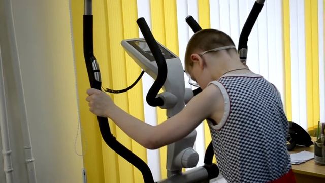 Игорёша на эллипсоиде смотреть онлайн