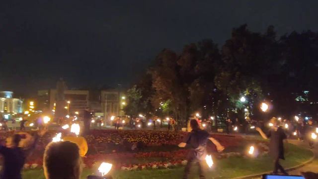 Болото 11.09.2020 - закрытие файер-сезона на Болотной площади, репинский сквер смотреть онлайн