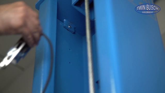 Opbouw montage video van de TW 242 A TWIN BUSCH® 2-koloms hefbrug смотреть онлайн